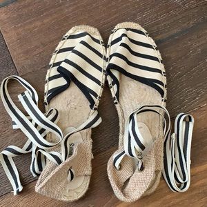 Never Worn Soludos Tie Up Stripe Espadrilles